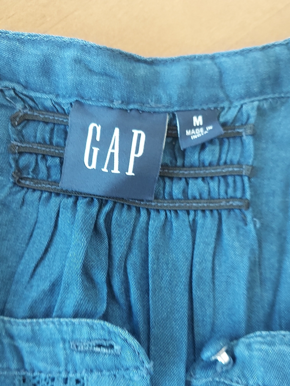 GAP Two Blouse Bundle - Picture 3 of 7